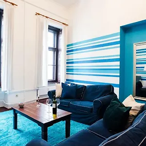 Indigo With Free Parking , Budapest Ungheria